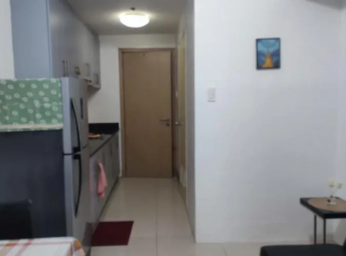 Sea Residences Moa Complex - Ruffa's Condotel Apartment Manila