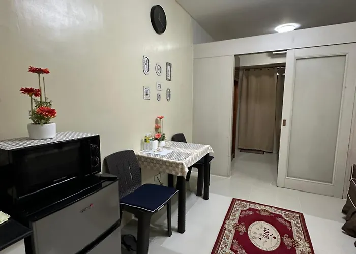 Sea Residences Moa Complex - Ruffa's Condotel