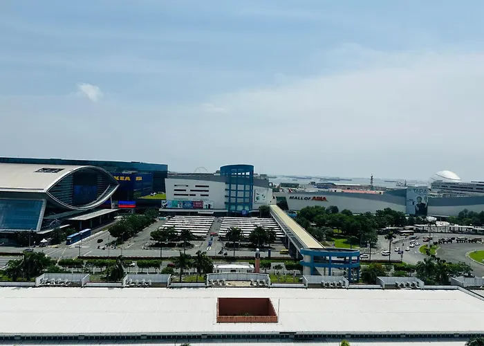 Sea Residences Moa Complex - Ruffa's Condotel Apartment Manila