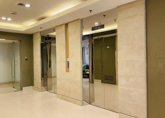 Sea Residences Moa Complex - Ruffa's Condotel *