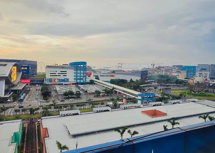 Sea Residences Moa Complex - Ruffa's Condotel Apartment