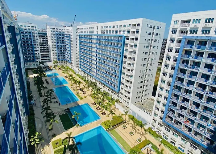 Sea Residences Moa Complex - Ruffa's Condotel Apartment *